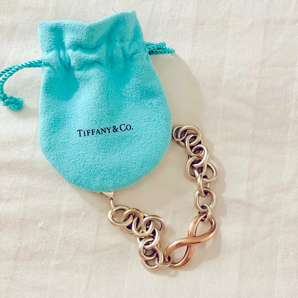 Tiffany’s two-tone infinity bracelet
